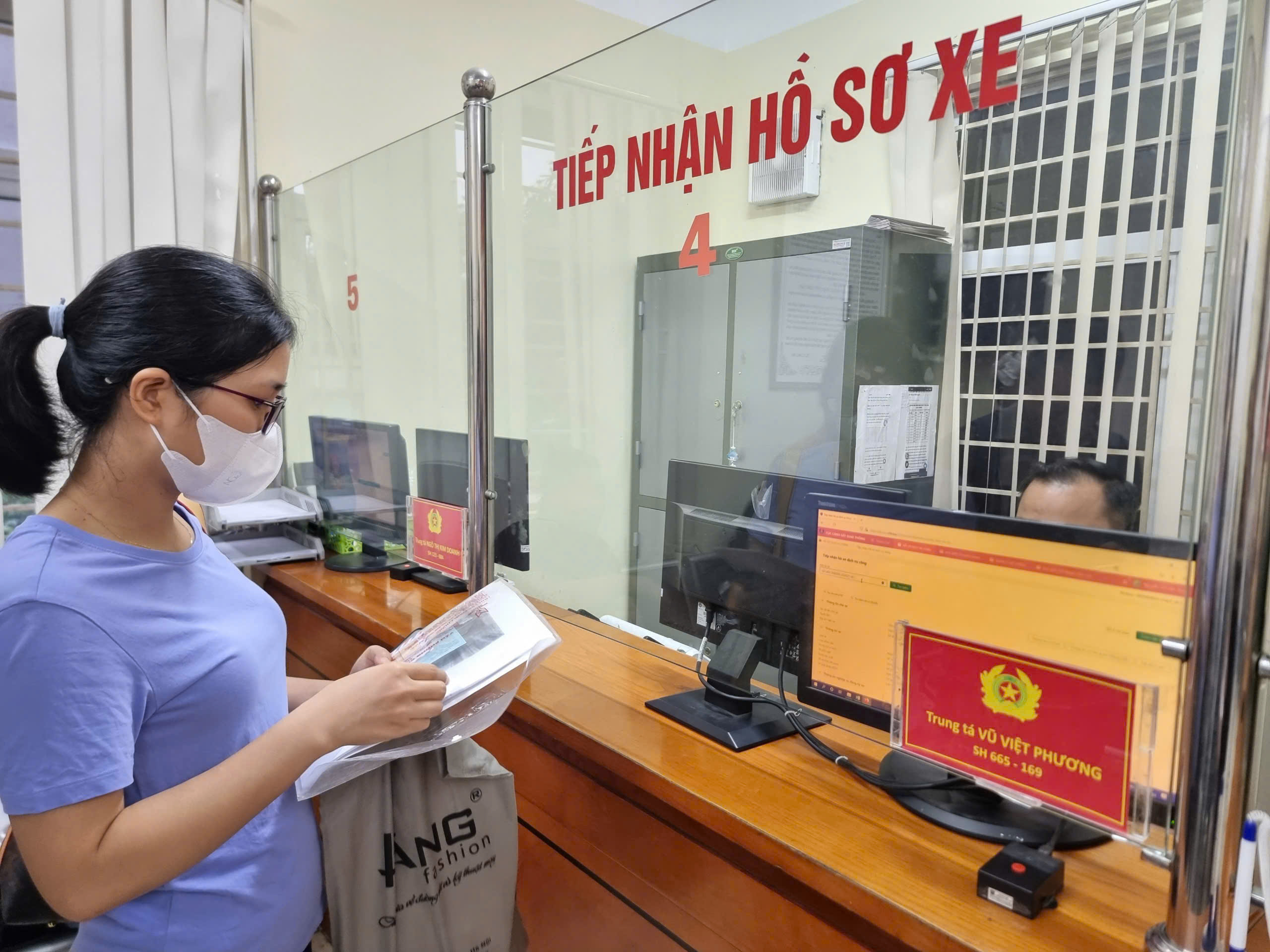 Đăng ký xe tại 34 tỉnh, thành như thế nào sau ngày 1/7?- Ảnh 1. Đăng ký xe tại 34 tỉnh, thành như thế nào sau ngày 1/7?- Ảnh 1.