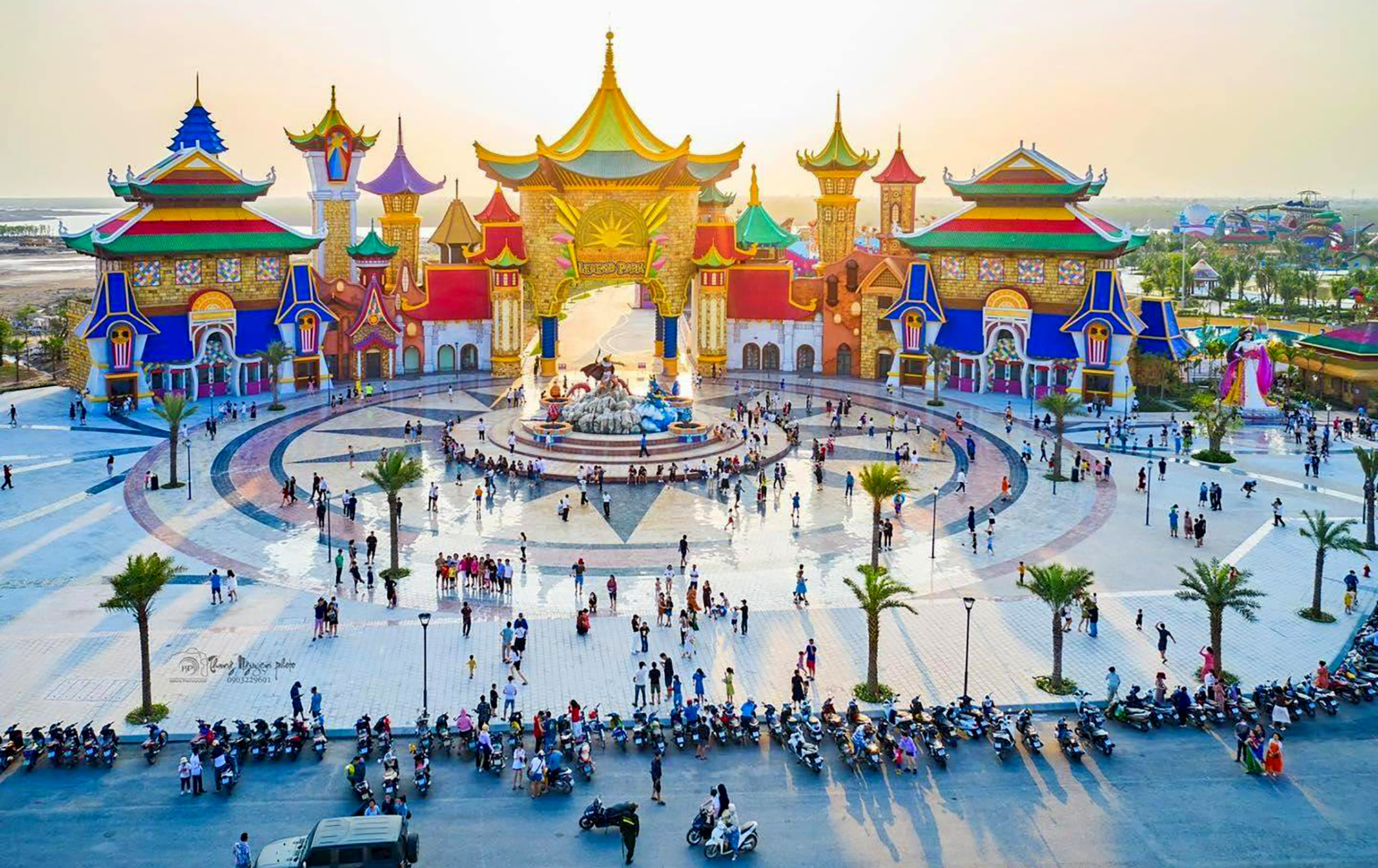Du lịch hè tung nhiều ưu đãi, giảm giá sâu- Ảnh 1. Du lịch hè tung nhiều ưu đãi, giảm giá sâu- Ảnh 1.