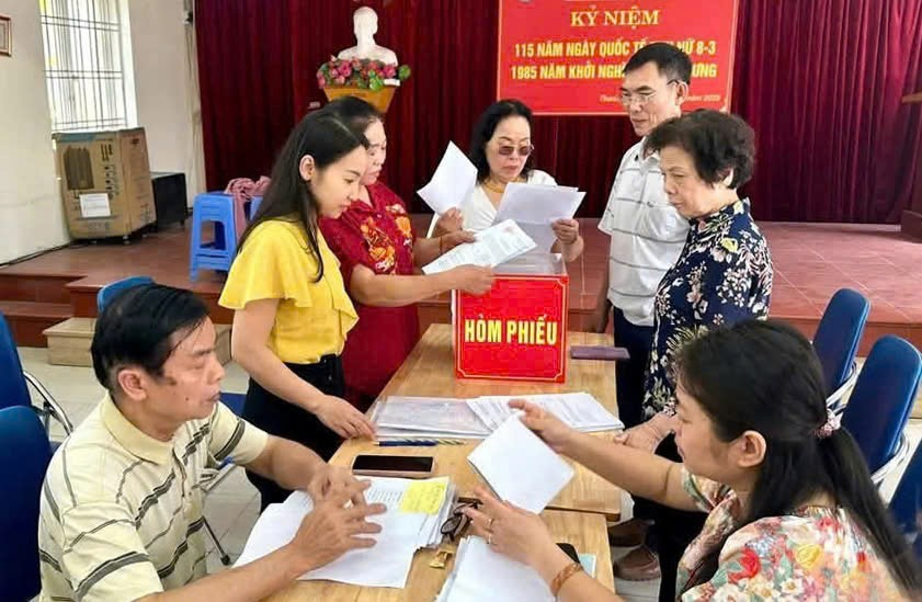 Chủ tịch Hà Nội: Nghiêm cấm tác động, can thiệp trong quá trình sắp xếp nhân sự- Ảnh 2. Chủ tịch Hà Nội: Nghiêm cấm tác động, can thiệp trong quá trình sắp xếp nhân sự- Ảnh 2.