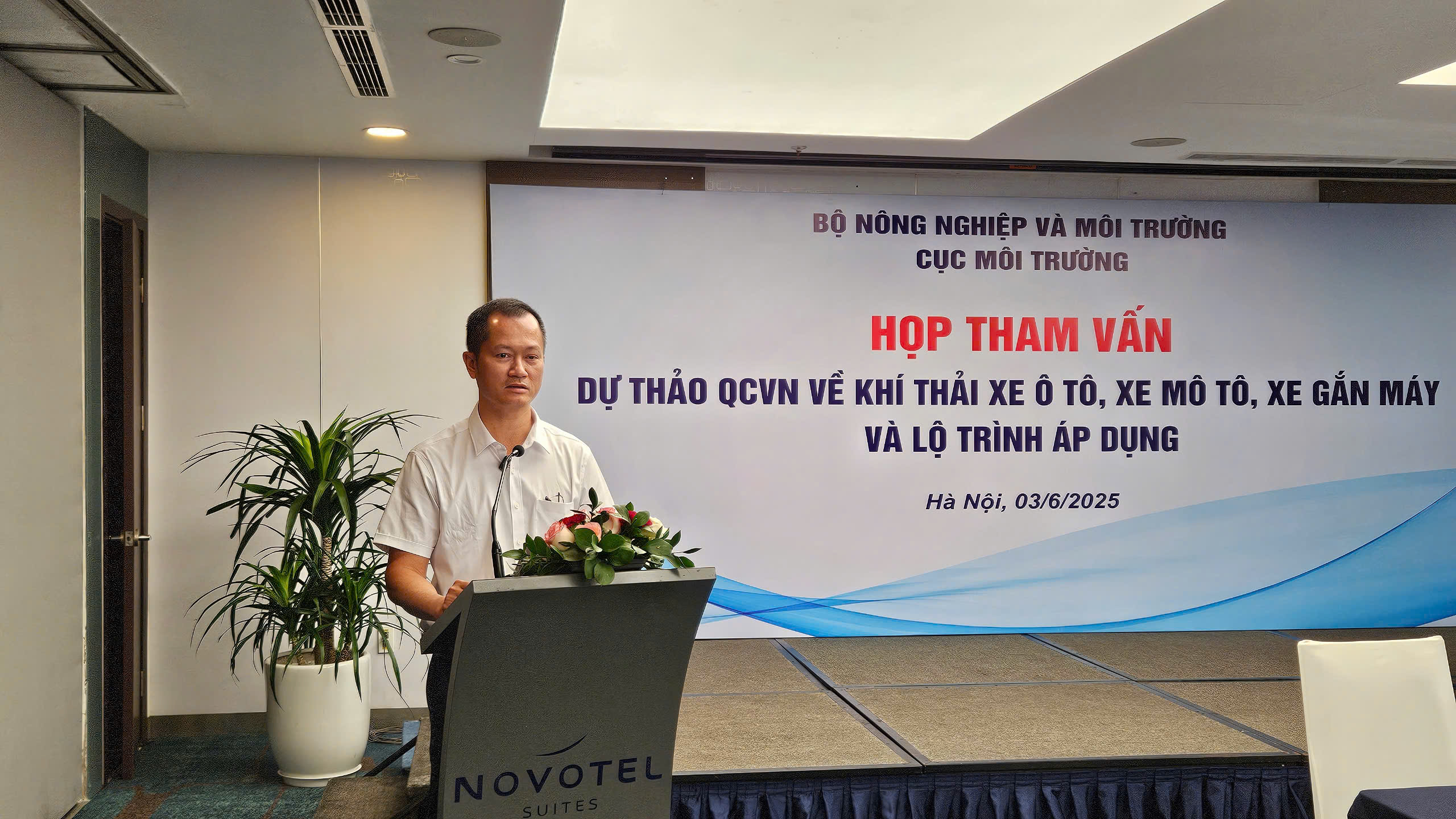 Để kiểm soát khí thải ô tô hiệu quả, cần cung ứng nhiên liệu đạt chuẩn- Ảnh 3. Để kiểm soát khí thải ô tô hiệu quả, cần cung ứng nhiên liệu đạt chuẩn- Ảnh 3.
