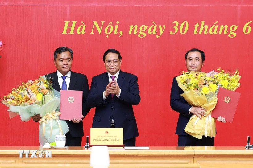Bộ Chính trị, Thủ tướng bổ nhiệm nhân sự mới tại nhiều cơ quan quan trọng- Ảnh 1. Bộ Chính trị, Thủ tướng bổ nhiệm nhân sự mới tại nhiều cơ quan quan trọng- Ảnh 1.