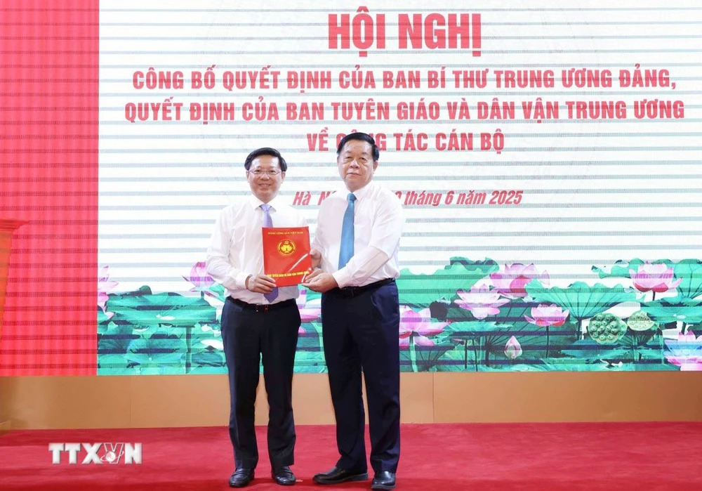 Ông Trần Thanh Lâm giữ chức Phó trưởng Ban Tuyên giáo và Dân vận Trung ương- Ảnh 1. Ông Trần Thanh Lâm giữ chức Phó trưởng Ban Tuyên giáo và Dân vận Trung ương- Ảnh 1.