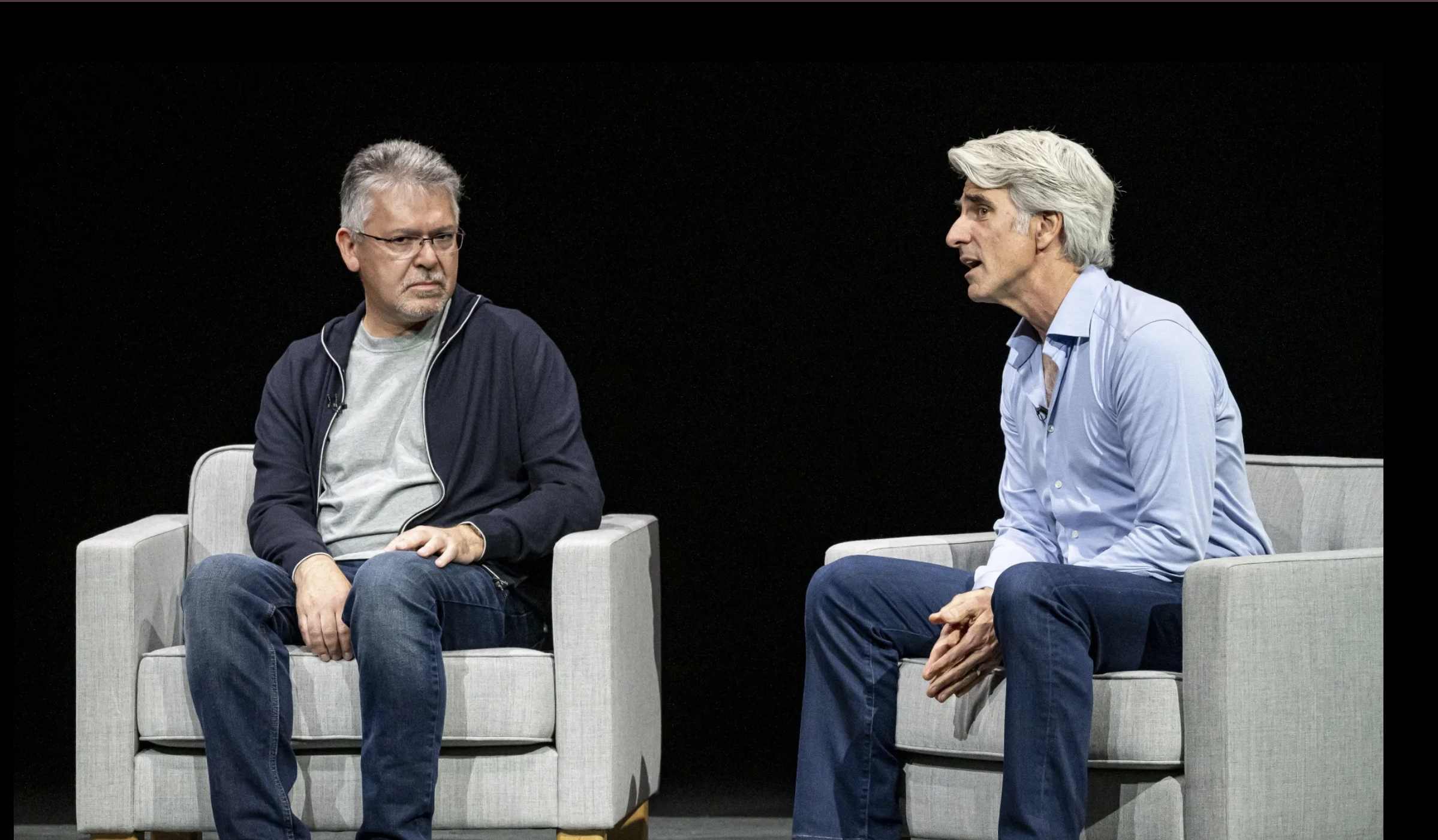 Apple cân nhắc sử dụng công nghệ AI từ Anthropic hoặc OpenAI- Ảnh 4. Apple cân nhắc sử dụng công nghệ AI từ Anthropic hoặc OpenAI- Ảnh 4.