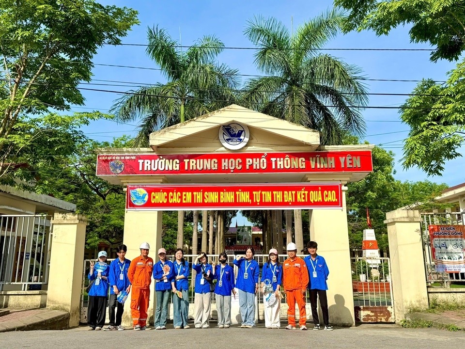Vĩnh Phúc: Đảm bảo cấp điện liên tục, an toàn trong kỳ thi tuyển sinh vào lớp 10 THPT- Ảnh 1. Vĩnh Phúc: Đảm bảo cấp điện liên tục, an toàn trong kỳ thi tuyển sinh vào lớp 10 THPT- Ảnh 1.