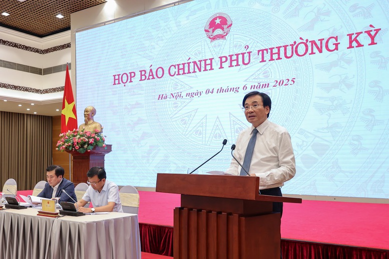 Báo chí đưa hơi thở cuộc sống vào chính sách, đưa chính sách đi vào cuộc sống- Ảnh 1.