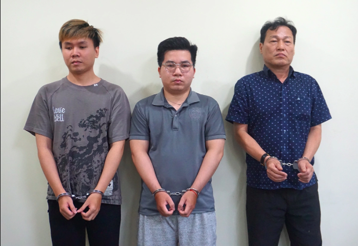 TP.HCM: Chủ kênh YouTube "Người Đưa Tin" bị bắt- Ảnh 1. TP.HCM: Chủ kênh YouTube "Người Đưa Tin" bị bắt- Ảnh 1.