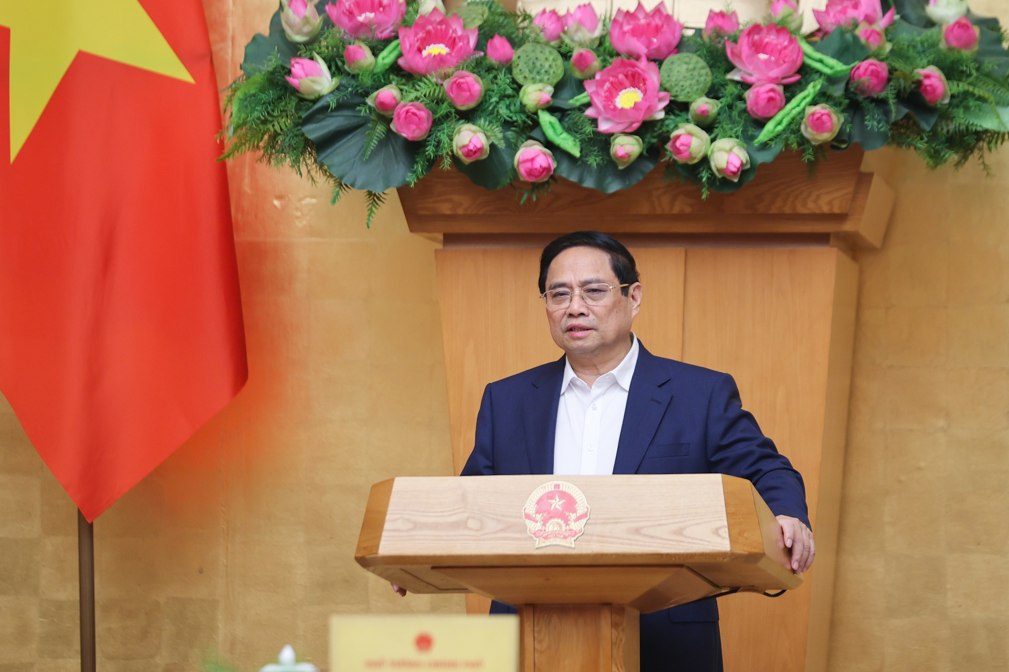 Thủ tướng: Giải quyết và trả lời rõ ràng đề xuất, kiến nghị của địa phương, doanh nghiệp- Ảnh 1.