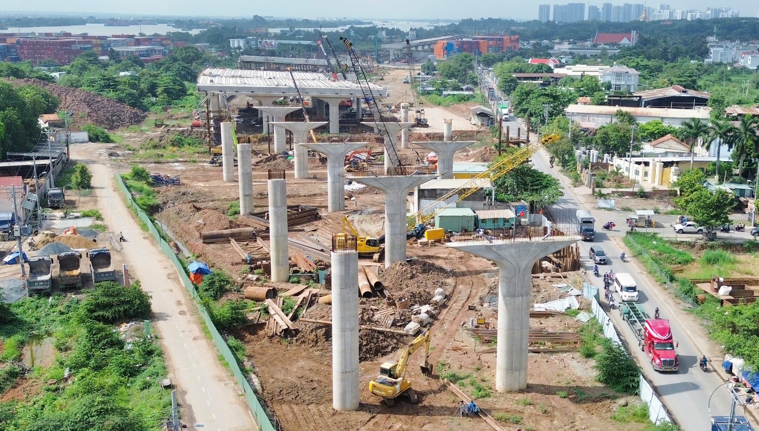 Lãnh đạo TP.HCM chỉ rõ điểm nghẽn, yêu cầu tăng tốc dự án Vành đai 3- Ảnh 3. Lãnh đạo TP.HCM chỉ rõ điểm nghẽn, yêu cầu tăng tốc dự án Vành đai 3- Ảnh 3.