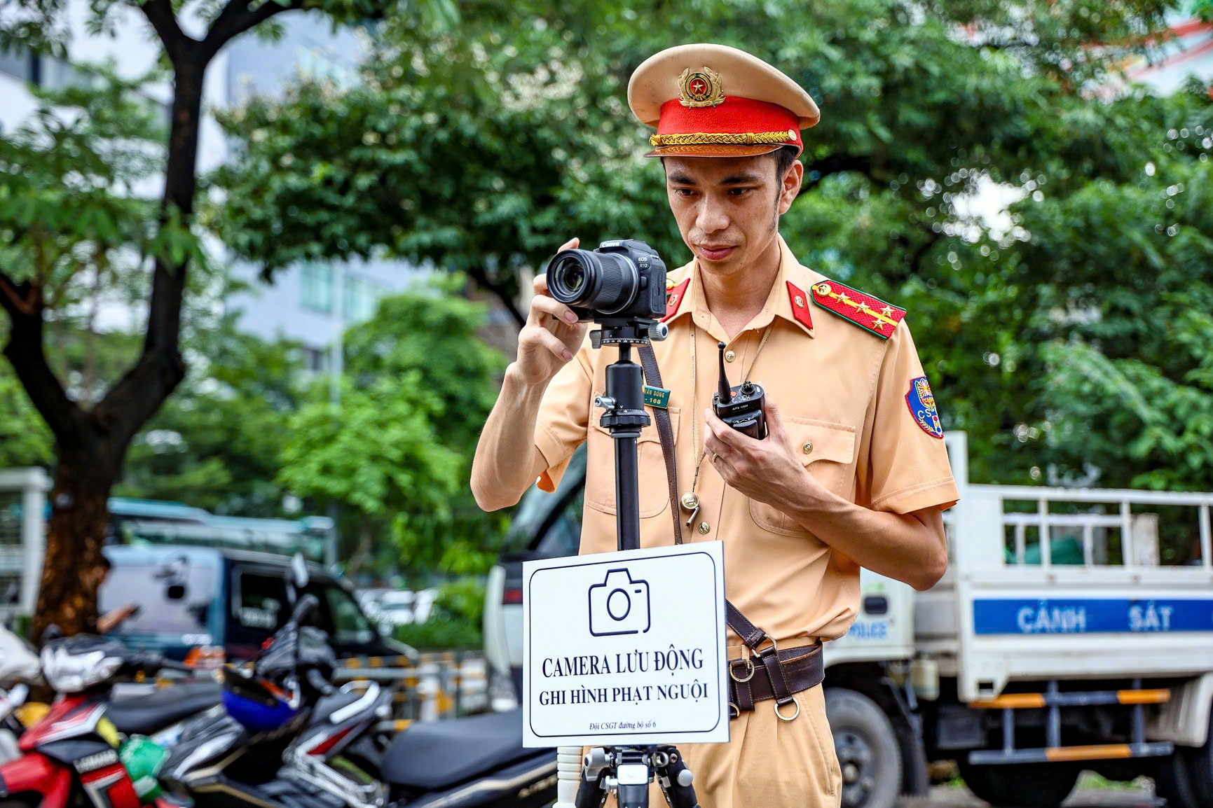 Nhận mức phạt "bằng cả tháng lương", tài xế xe ôm công nghệ trần tình đủ lý do- Ảnh 2. Nhận mức phạt "bằng cả tháng lương", tài xế xe ôm công nghệ trần tình đủ lý do- Ảnh 2.