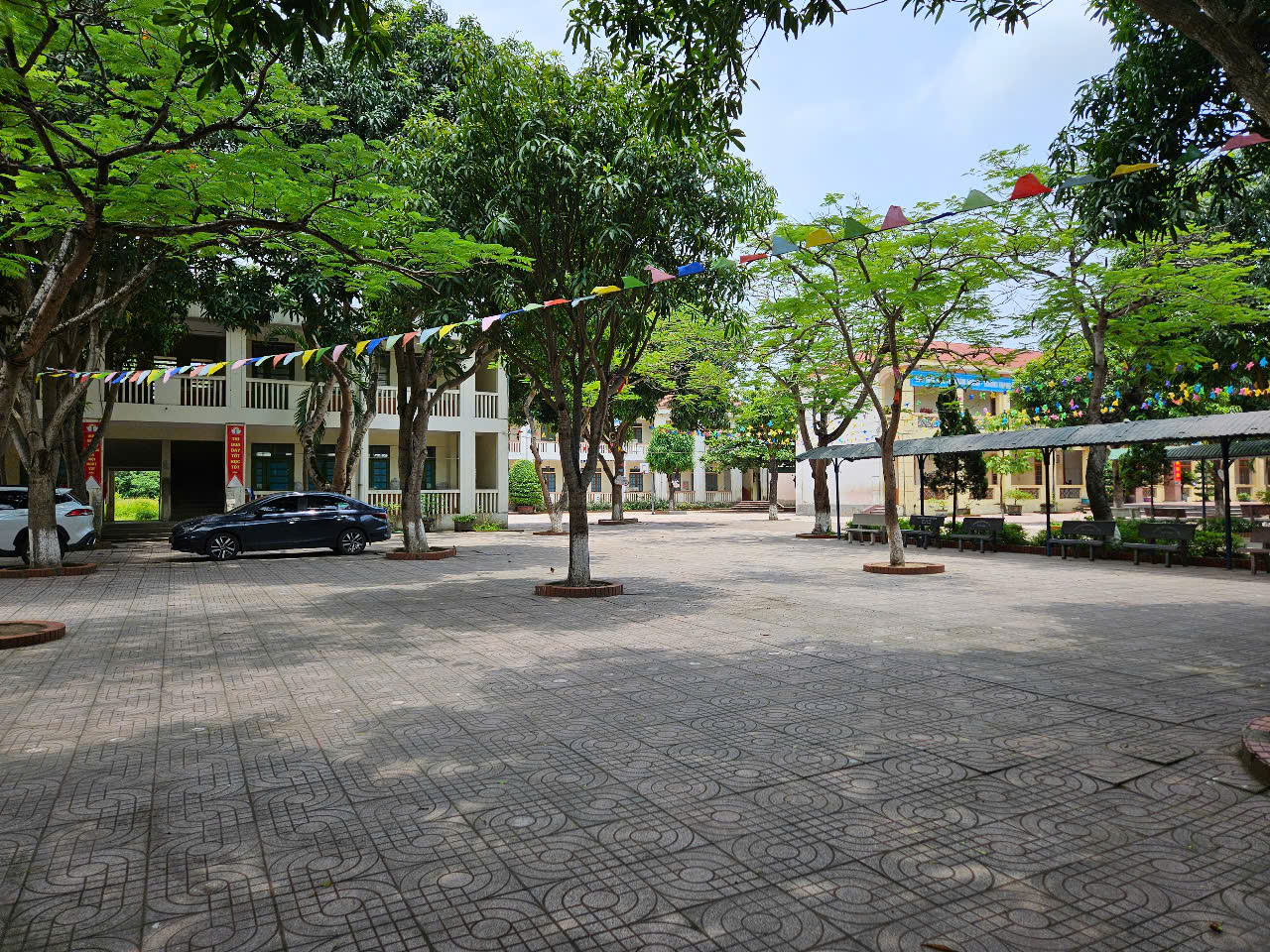 Nghệ An áp dụng loạt biện pháp an toàn sau sự cố tai nạn liên quan công trình trường học- Ảnh 2. Nghệ An áp dụng loạt biện pháp an toàn sau sự cố tai nạn liên quan công trình trường học- Ảnh 2.