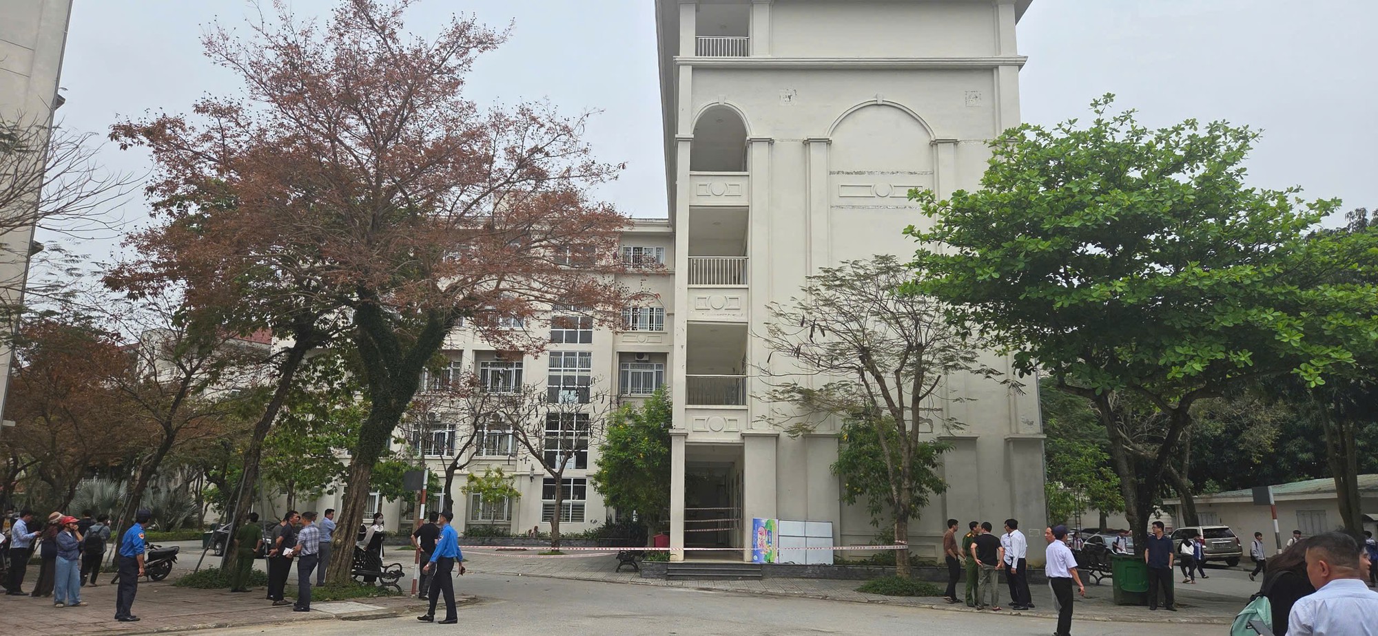 Nghệ An áp dụng loạt biện pháp an toàn sau sự cố tai nạn liên quan công trình trường học- Ảnh 1. Nghệ An áp dụng loạt biện pháp an toàn sau sự cố tai nạn liên quan công trình trường học- Ảnh 1.