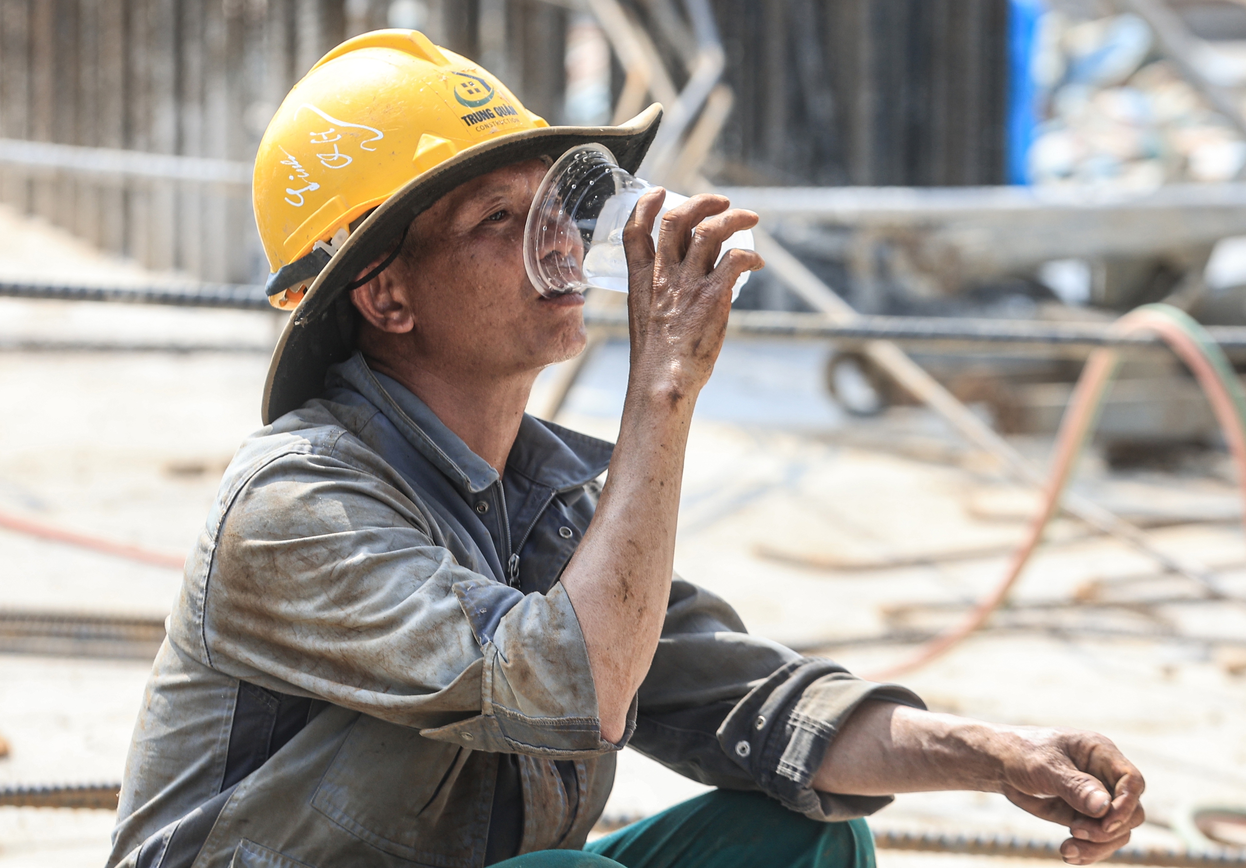 Thông mặt bằng, nhà thầu lớn "canh" từng ngày nắng đua tiến độ cao tốc Biên Hòa - Vũng Tàu- Ảnh 5. Thông mặt bằng, nhà thầu lớn "canh" từng ngày nắng đua tiến độ cao tốc Biên Hòa - Vũng Tàu- Ảnh 5.