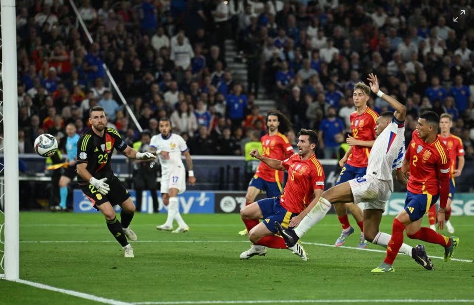 Yamal tỏa sáng, Tây Ban Nha vượt qua Pháp để tiến vào chung kết Nations League- Ảnh 1. Yamal tỏa sáng, Tây Ban Nha vượt qua Pháp để tiến vào chung kết Nations League- Ảnh 1.