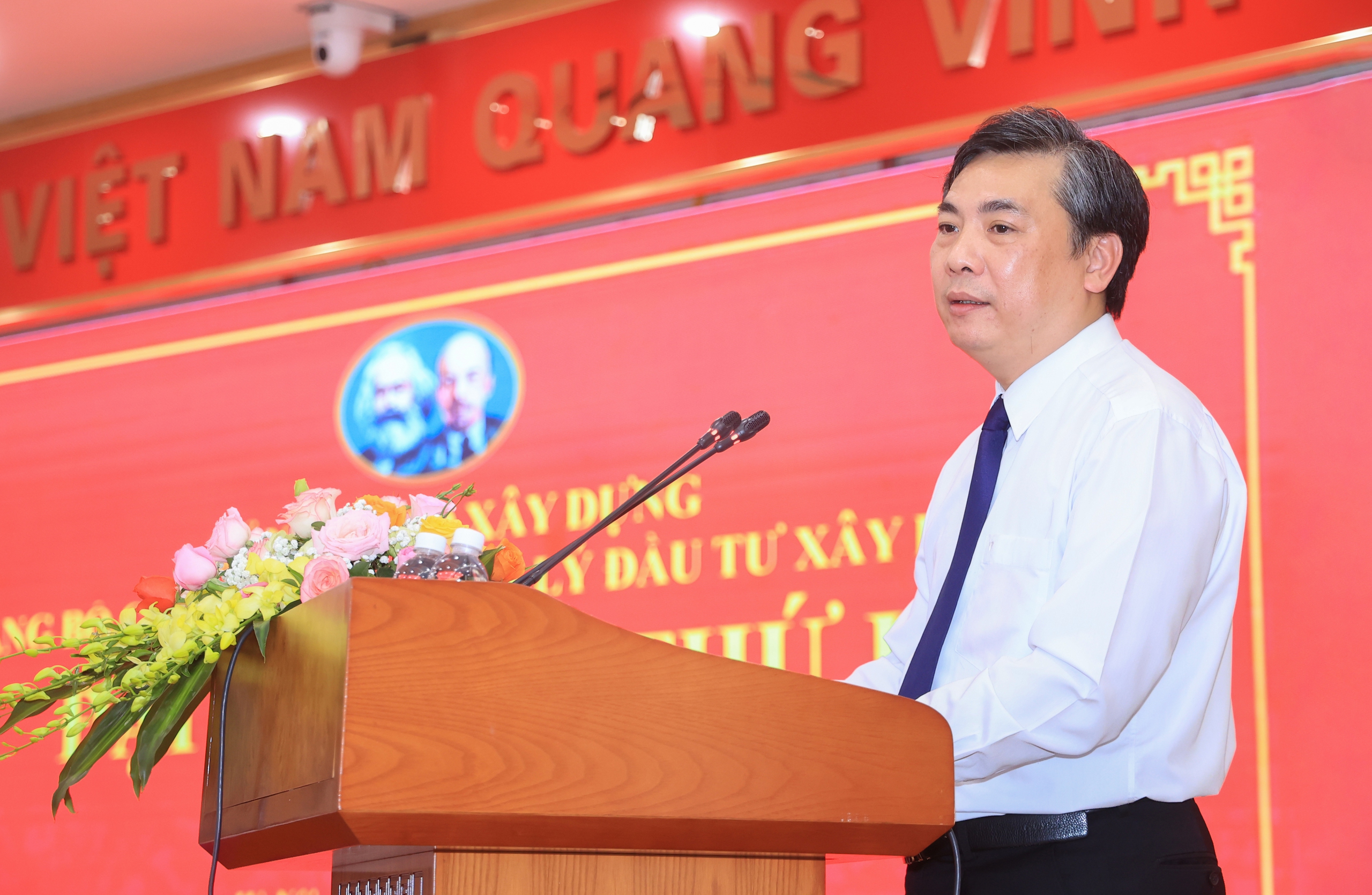Nhiều mục tiêu lớn trong nhiệm kỳ mới của Đảng bộ Cục Kinh tế - Quản lý đầu tư xây dựng- Ảnh 3.