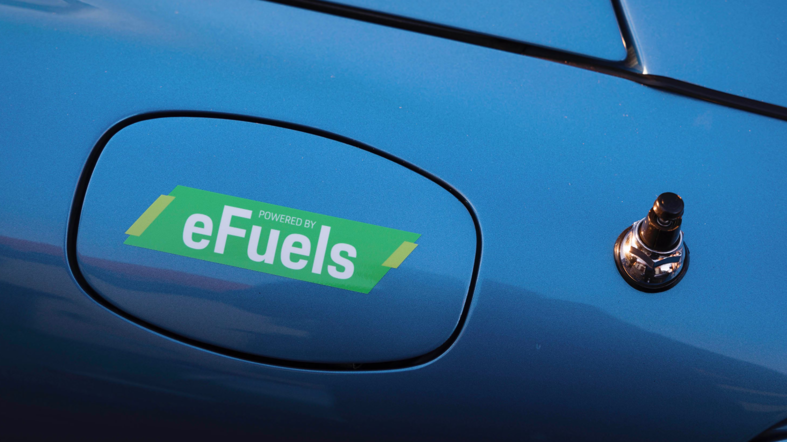 Nhiên liệu eFuel sẽ là giải pháp xanh cho động cơ xăng?- Ảnh 2. Nhiên liệu eFuel sẽ là giải pháp xanh cho động cơ xăng?- Ảnh 2.