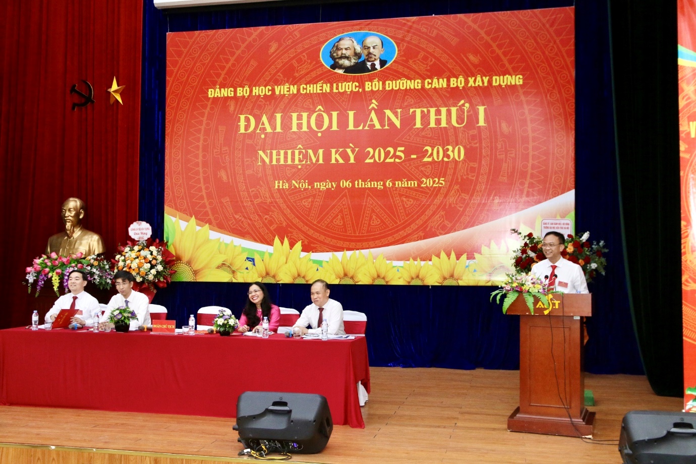 Học viện ACST: Thúc đẩy chuyển đổi số trong tham mưu chính sách và đào tạo ngành Xây dựng- Ảnh 3. Học viện ACST: Thúc đẩy chuyển đổi số trong tham mưu chính sách và đào tạo ngành Xây dựng- Ảnh 3.