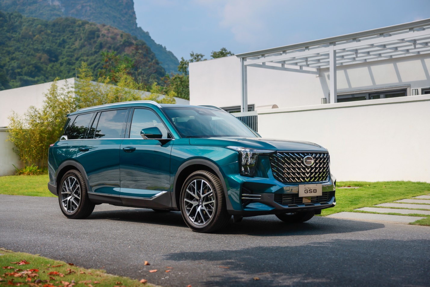 GAC MOTOR Việt Nam mừng sinh nhật 1 năm với nhiều ưu đãi hấp dẫn- Ảnh 4. C:\Users\Admin\Downloads\GS8 - 8.jpg