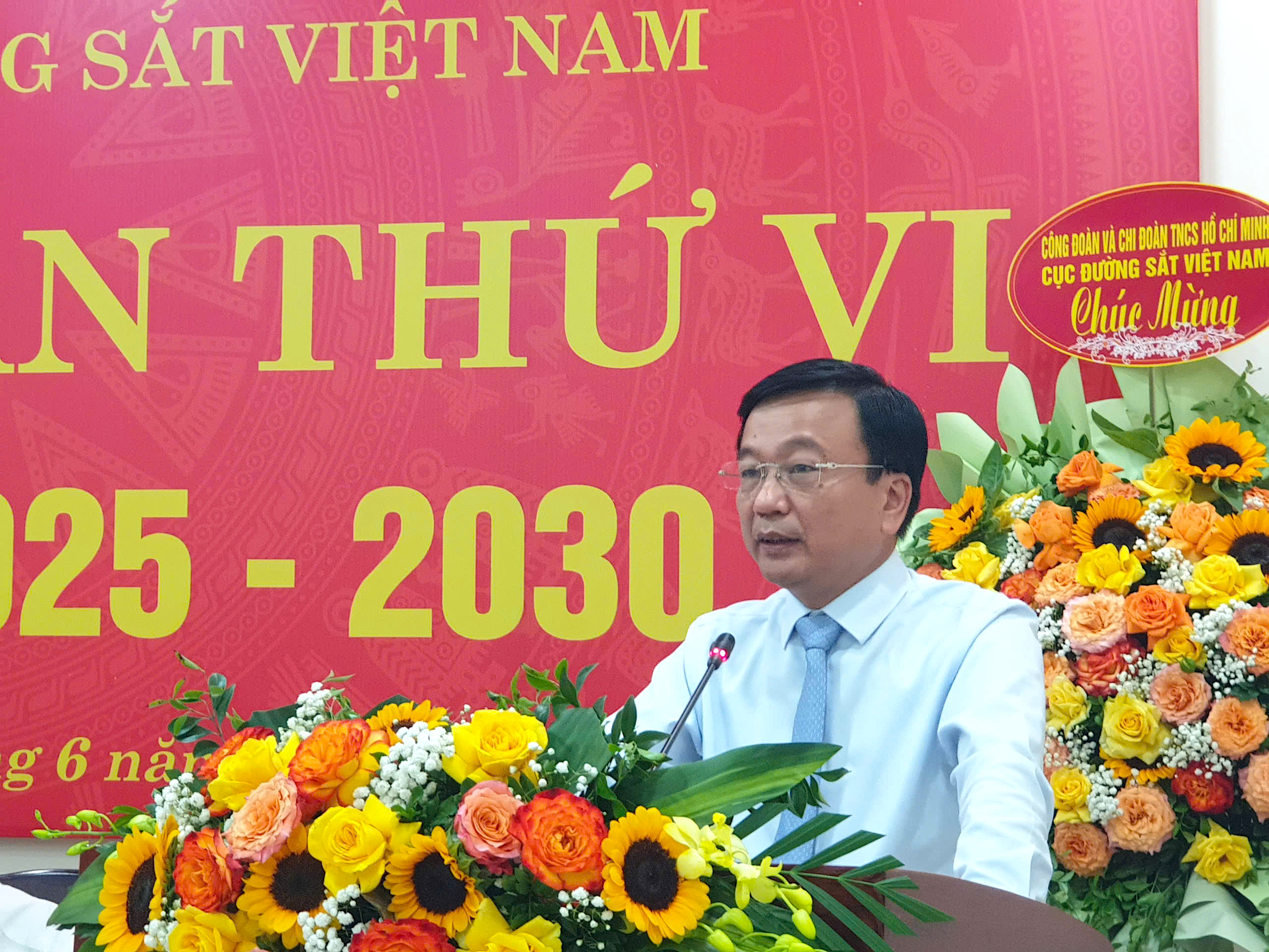 Thay đổi cách tiếp cận, Đảng bộ Cục Đường sắt sẽ đáp ứng nhiệm vụ mới- Ảnh 1. Thay đổi cách tiếp cận, Đảng bộ Cục Đường sắt sẽ đáp ứng nhiệm vụ mới- Ảnh 1.