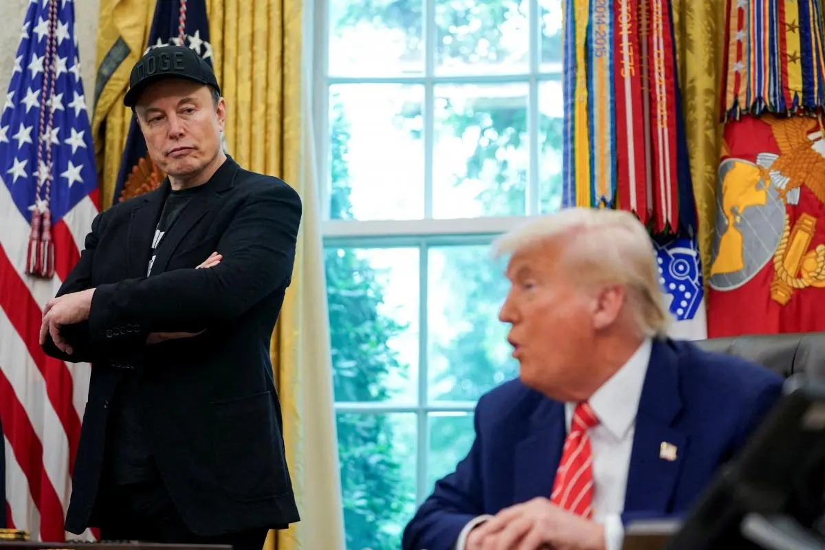Quan hệ giữa Tổng thống Trump và tỷ phú Musk rạn nứt- Ảnh 1. Quan hệ giữa Tổng thống Trump và tỷ phú Musk rạn nứt- Ảnh 1.