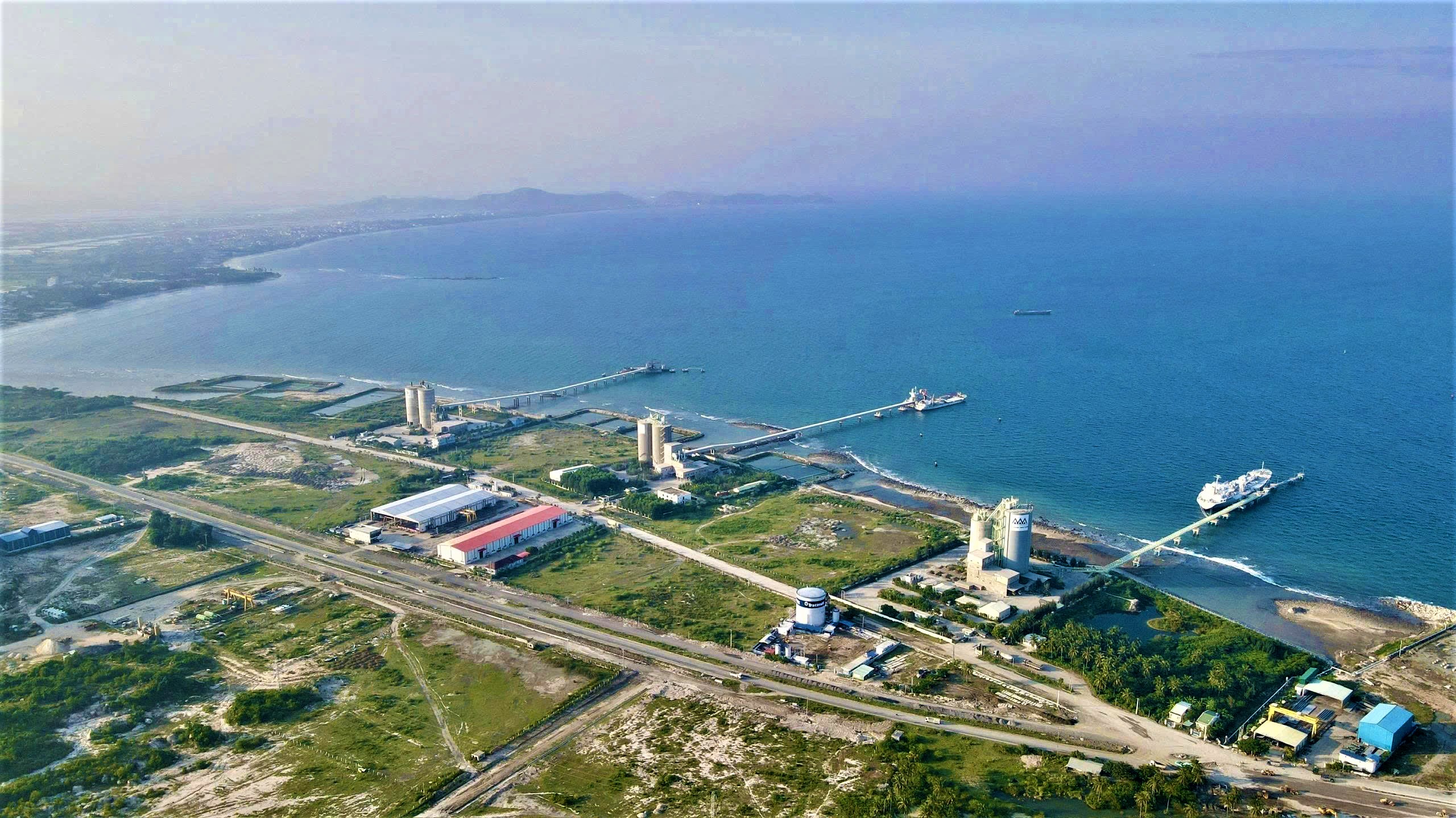 Thị xã Ninh Hòa sẽ là đầu mối kết nối nhiều loại hình giao thông - Ảnh 2. Thị xã Ninh Hòa sẽ là đầu mối kết nối nhiều loại hình giao thông - Ảnh 2.