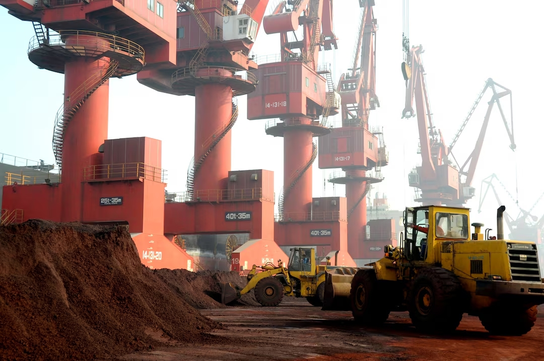 Trung Quốc cấp phép xuất khẩu đất hiếm cho nhà cung cấp của 3 hãng ô tô hàng đầu Mỹ- Ảnh 1. Trung Quốc cấp phép xuất khẩu đất hiếm cho nhà cung cấp của 3 hãng ô tô hàng đầu Mỹ- Ảnh 1.