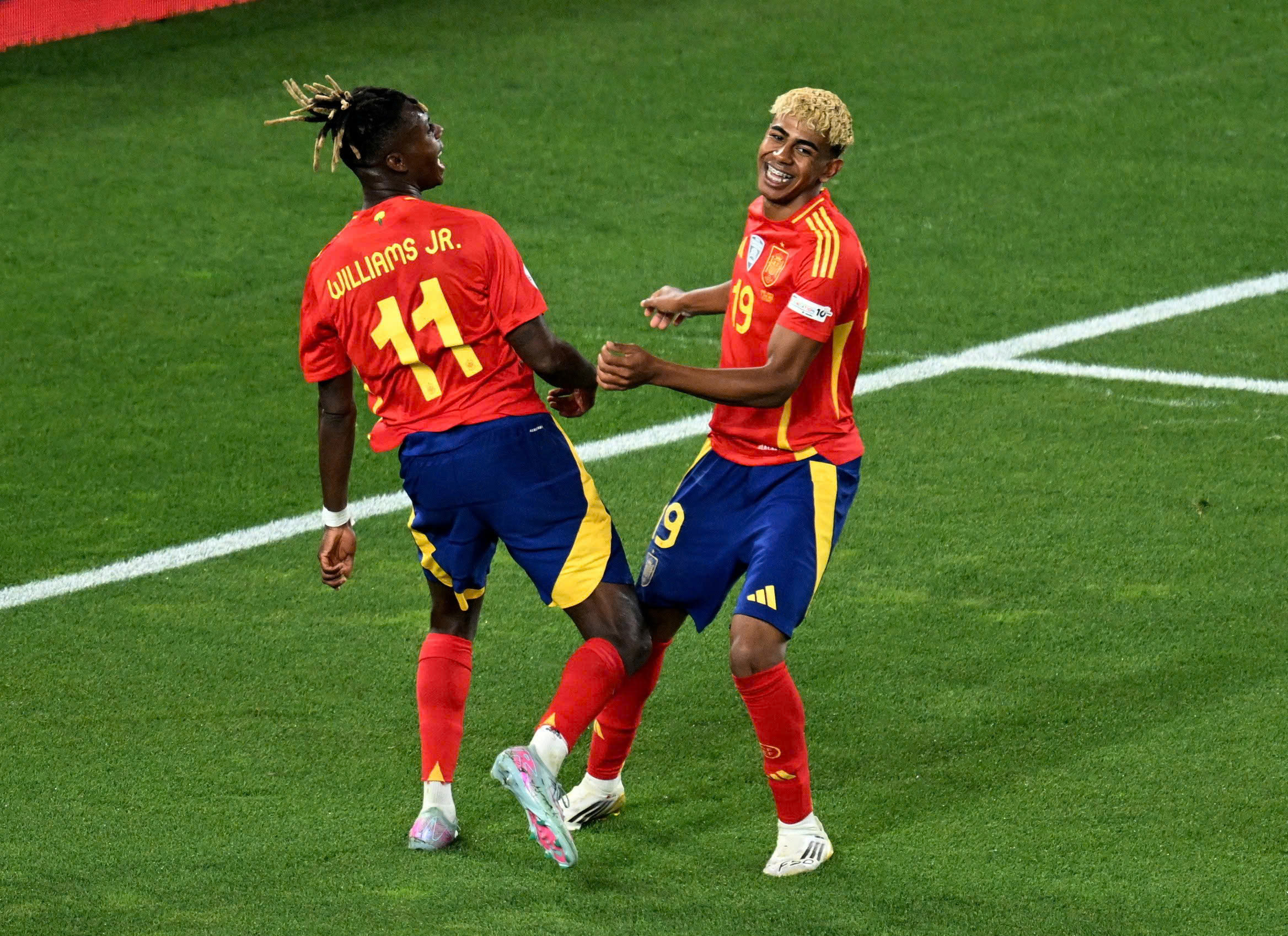 Trực tiếp Nations League 2024-2025, link xem trực tiếp Bồ Đào Nha vs Tây Ban Nha- Ảnh 1. Trực tiếp Nations League 2024-2025, link xem trực tiếp Bồ Đào Nha vs Tây Ban Nha- Ảnh 1.