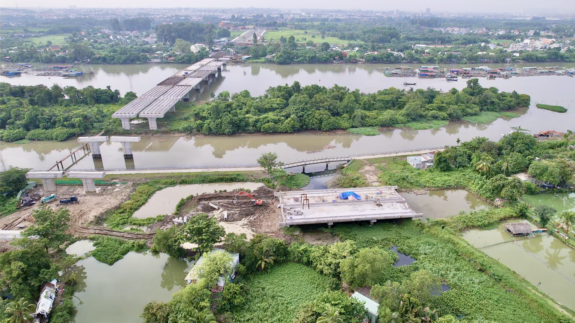 Dự án đường ven sông Cái ngổn ngang vì vướng mặt bằng- Ảnh 5. Dự án đường ven sông Cái ngổn ngang vì vướng mặt bằng- Ảnh 5.
