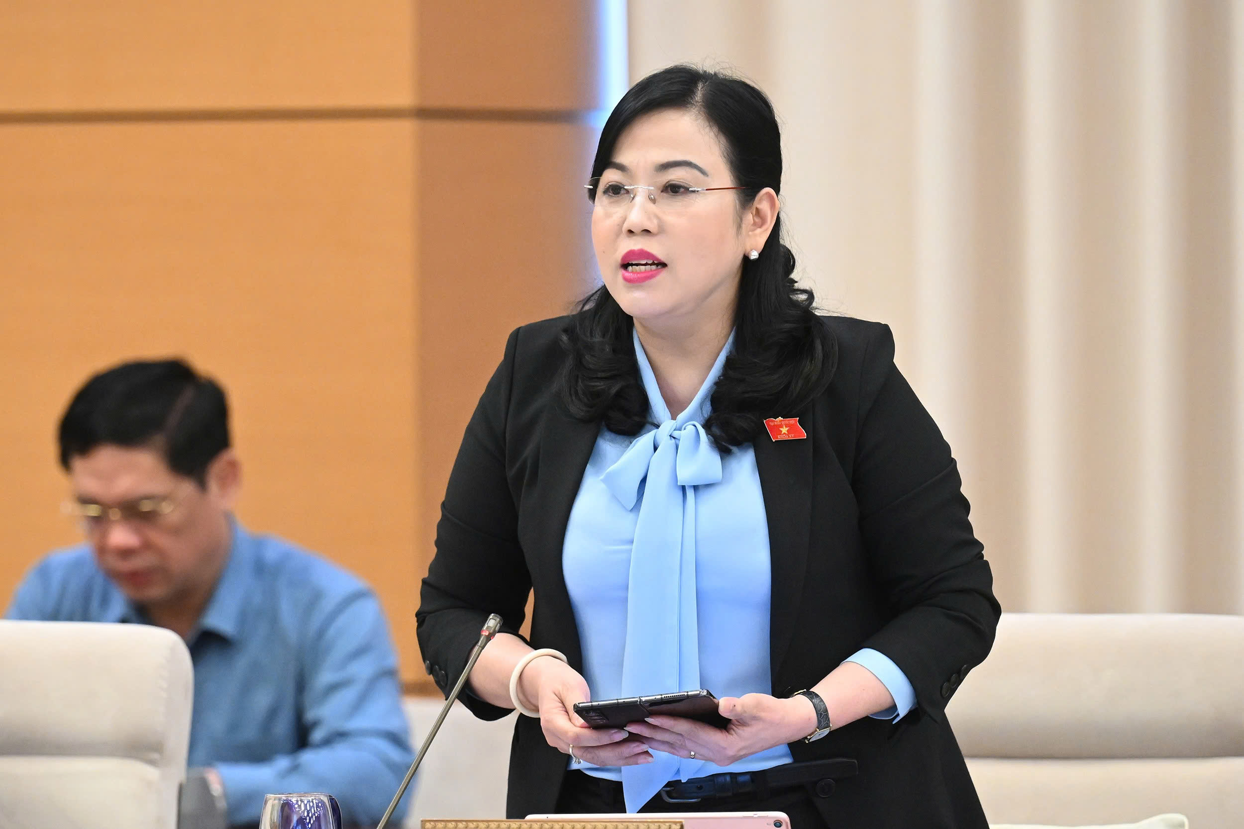 Bộ trưởng Bộ GD&ĐT lý giải việc cấm giáo viên ép học sinh học thêm- Ảnh 1. Bộ trưởng Bộ GD&ĐT lý giải việc cấm giáo viên ép học sinh học thêm- Ảnh 1.