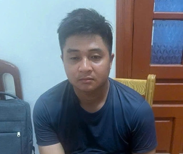 Tạm giữ hình sự đối tượng cầm dao sát hại mẹ vợ- Ảnh 1.