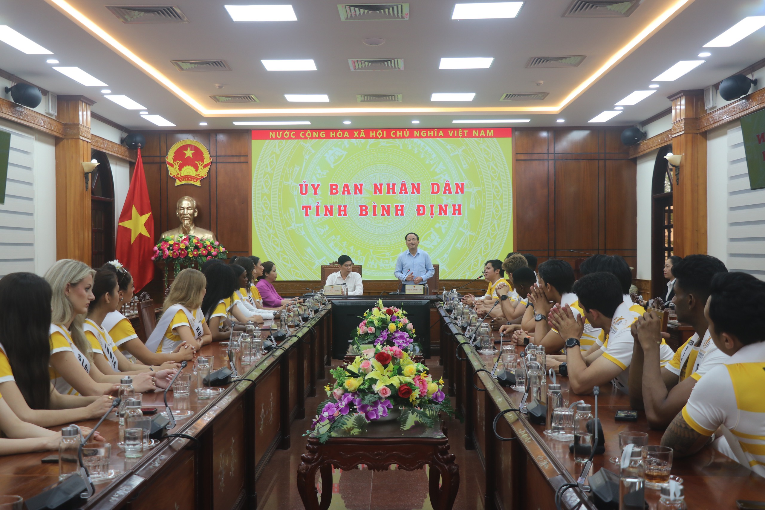 Thí sinh đến từ 25 quốc gia tranh tài tại cuộc thi Hoa hậu và Nam vương thể hình thế giới- Ảnh 1. Thí sinh đến từ 25 quốc gia tranh tài tại cuộc thi Hoa hậu và Nam vương thể hình thế giới- Ảnh 1.
