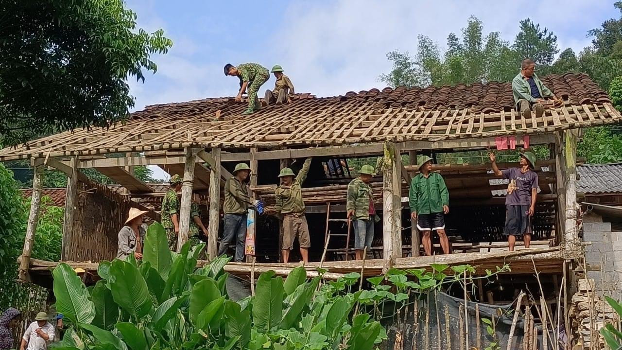 Hoàn thành cơ bản mục tiêu xóa nhà tạm, nhà dột nát trước 31/8- Ảnh 1. Hoàn thành cơ bản mục tiêu xóa nhà tạm, nhà dột nát trước 31/8- Ảnh 1.