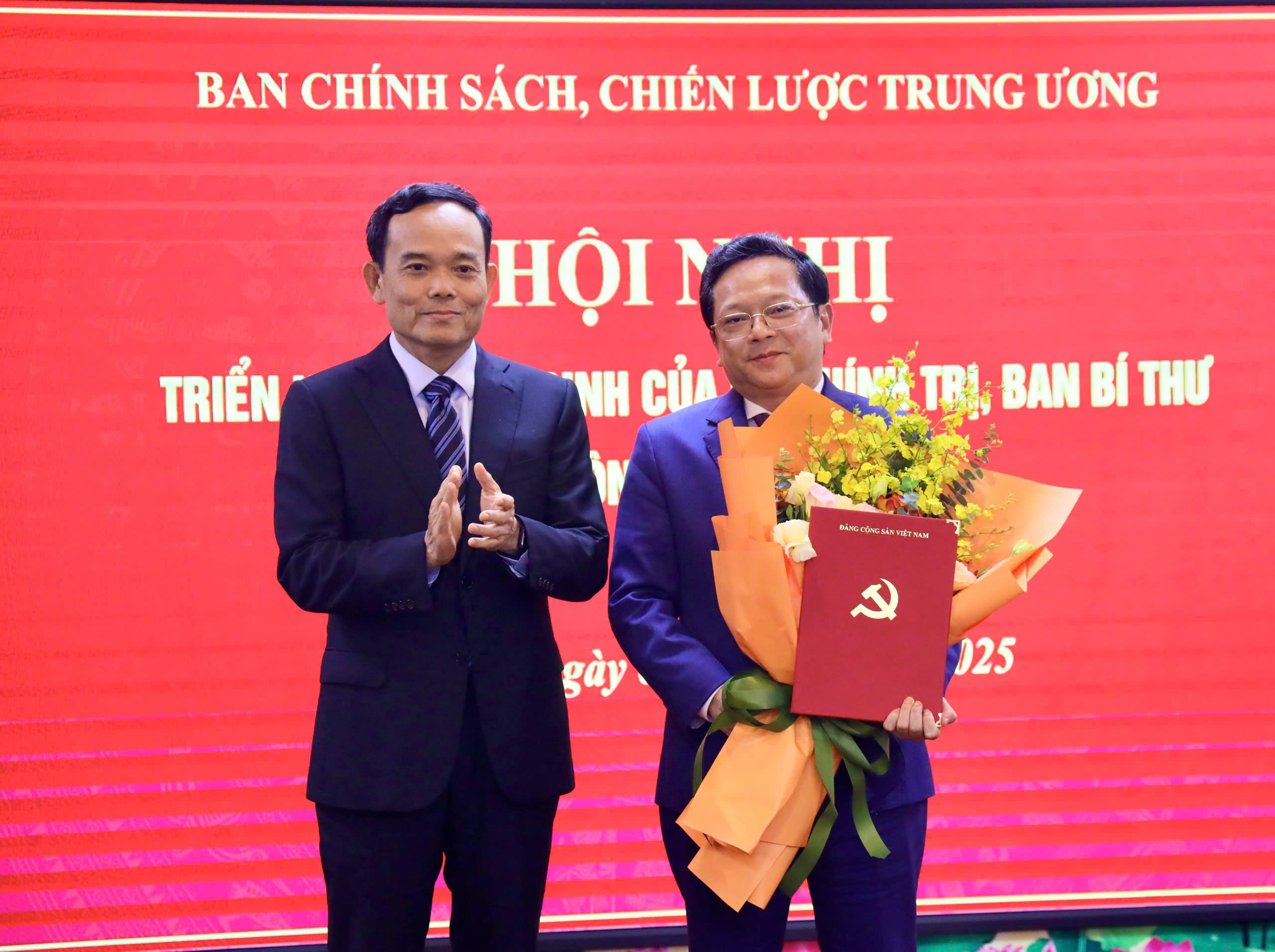 Bổ nhiệm hai Phó trưởng Ban Chính sách, Chiến lược Trung ương- Ảnh 2.