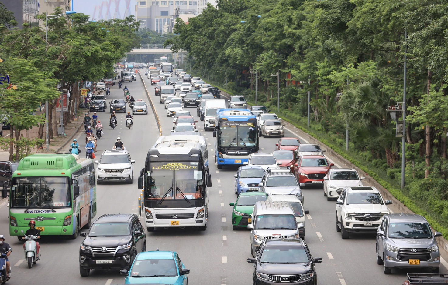 Đề xuất lùi thời gian áp tiêu chuẩn khí thải mức cao xe ô tô lưu hành ở Hà Nội và TP.HCM- Ảnh 2. Đề xuất lùi thời gian áp tiêu chuẩn khí thải mức cao xe ô tô lưu hành ở Hà Nội và TP.HCM- Ảnh 2.