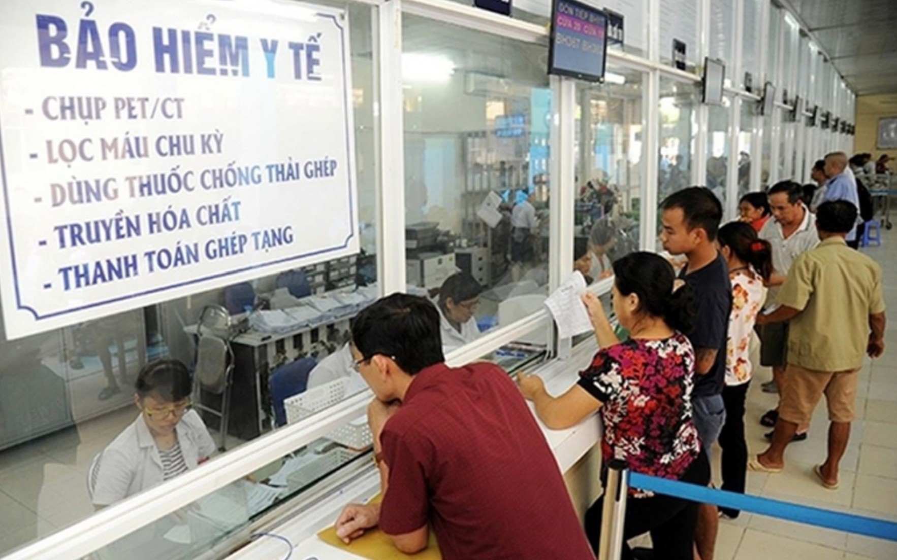 Từ 1/7 thực thi chính quyền 2 cấp: Bảo đảm quyền lợi khám, chữa bệnh BHYT