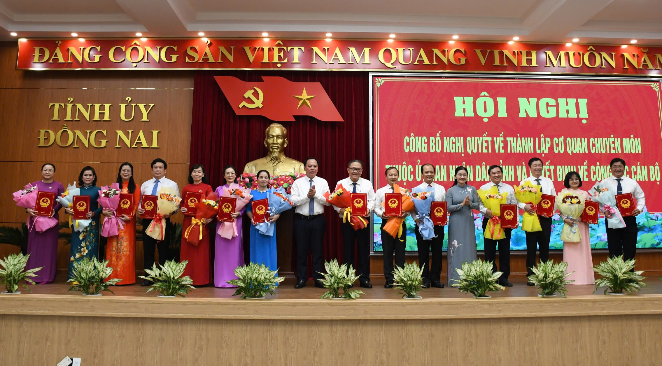 Ông Nguyễn Anh Tuấn làm Giám đốc Sở Xây dựng tỉnh Đồng Nai- Ảnh 1.