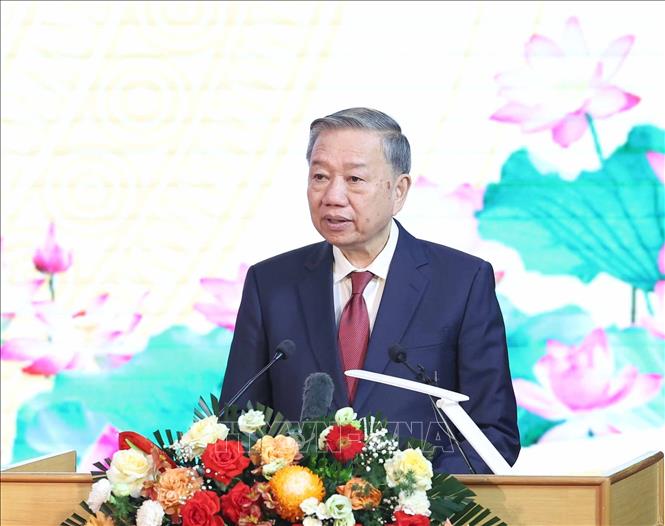 Tổng Bí thư Tô Lâm phát biểu tại lễ kỷ niệm 110 năm ngày sinh Tổng Bí thư Nguyễn Văn Linh- Ảnh 1.