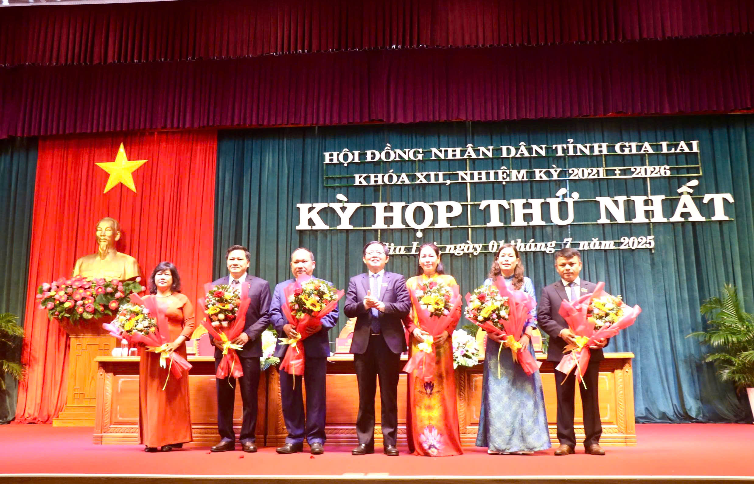 Bí thư Tỉnh uỷ Quảng Ngãi, Gia Lai chỉ đạo gì tại "kỳ họp đặc biệt"?- Ảnh 3.