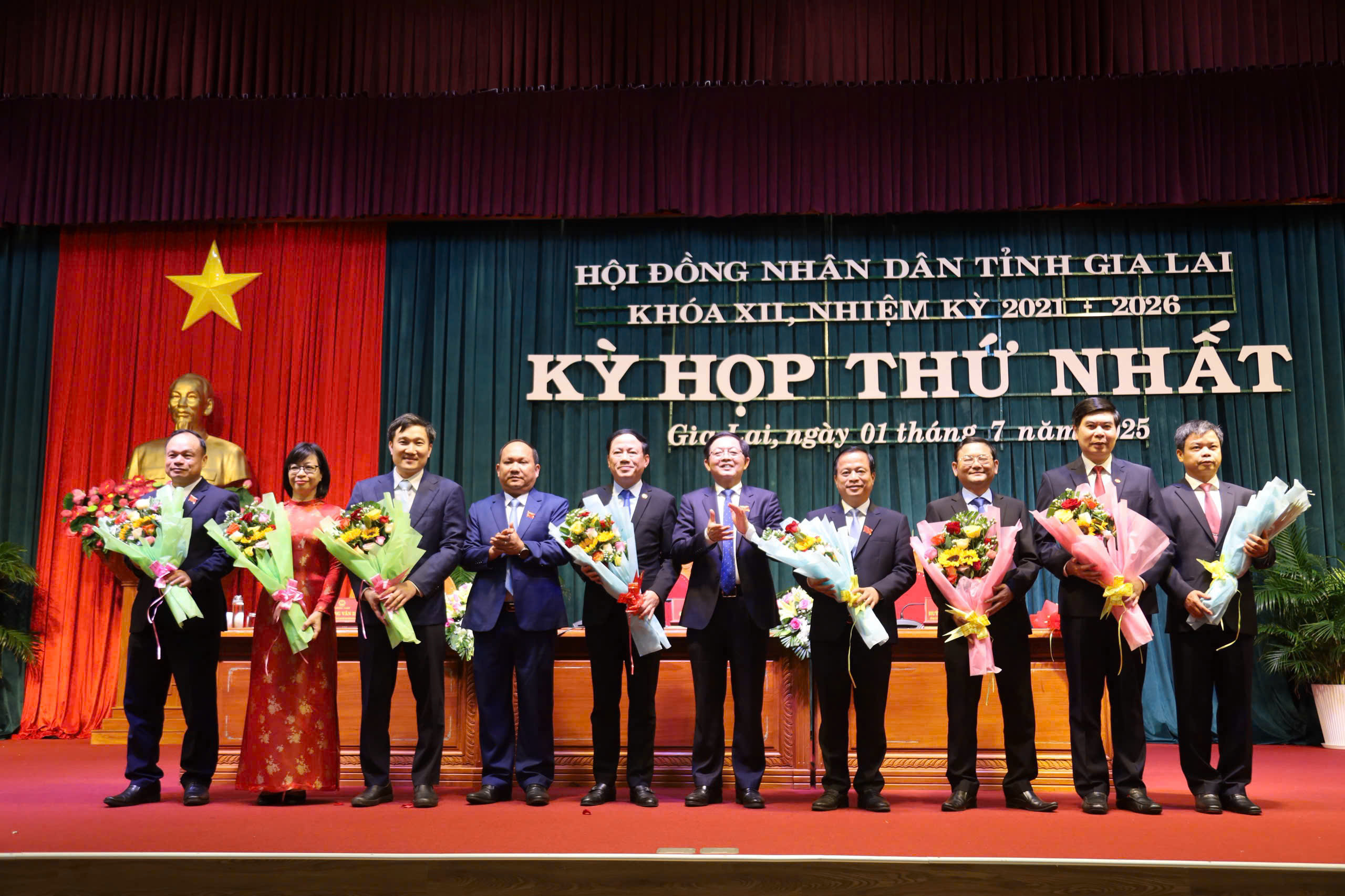 Bí thư Tỉnh uỷ Quảng Ngãi, Gia Lai chỉ đạo gì tại "kỳ họp đặc biệt"?- Ảnh 4.