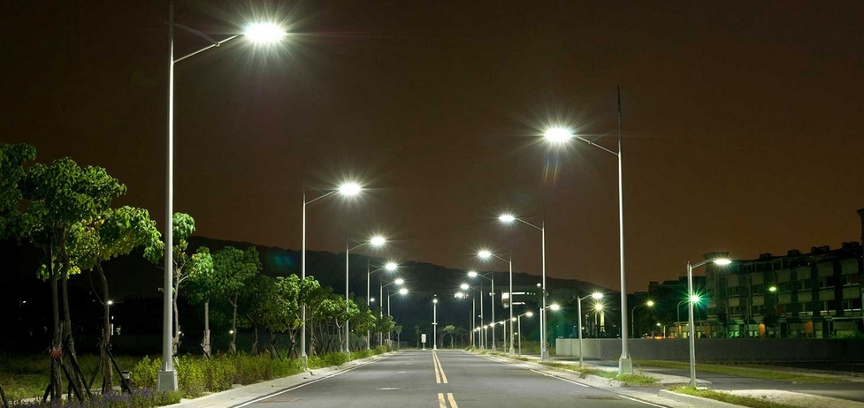 Xu hướng sử dụng thiết bị chiếu sáng đang chuyển dần từ đèn truyền thống sang sử dụng đèn LED và tăng cường kết nối