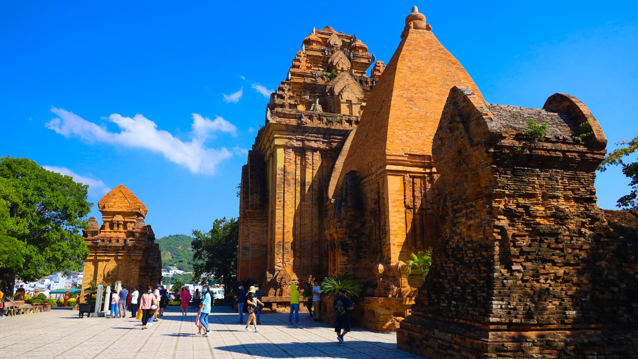 Tháp Bà Ponagar trở thành di tích quốc gia đặc biệt- Ảnh 2. Tháp Bà Ponagar trở thành di tích quốc gia đặc biệt- Ảnh 2.