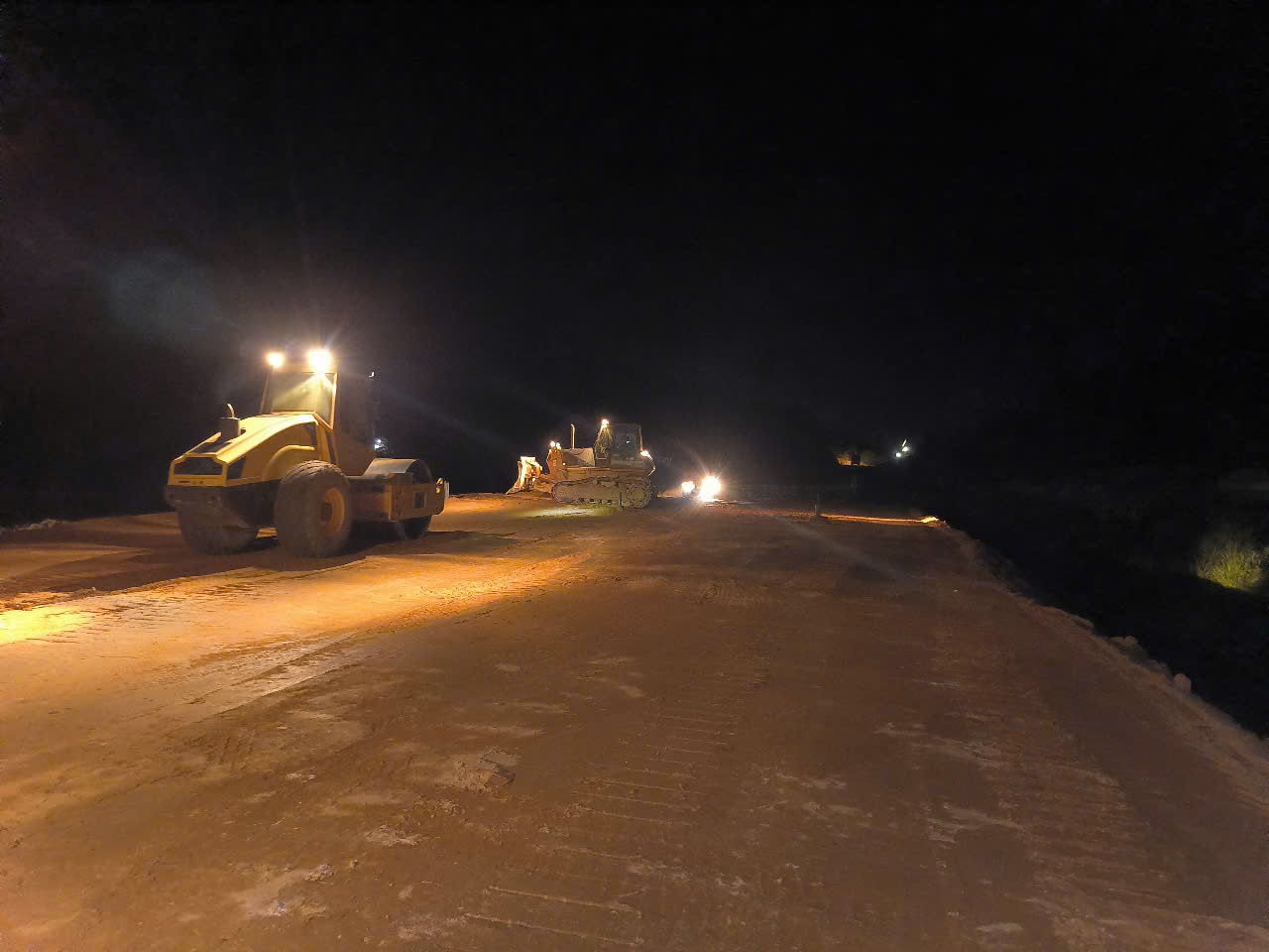 Cao tốc Tuyên Quang - Hà Giang: Tăng tốc thi công, nỗ lực cán đích đúng hạn 19/12- Ảnh 13. Cao tốc Tuyên Quang - Hà Giang: Tăng tốc thi công, nỗ lực cán đích đúng hạn 19/12- Ảnh 13.