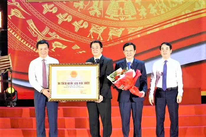 Tháp Bà Ponagar trở thành di tích quốc gia đặc biệt- Ảnh 1. Tháp Bà Ponagar trở thành di tích quốc gia đặc biệt- Ảnh 1.