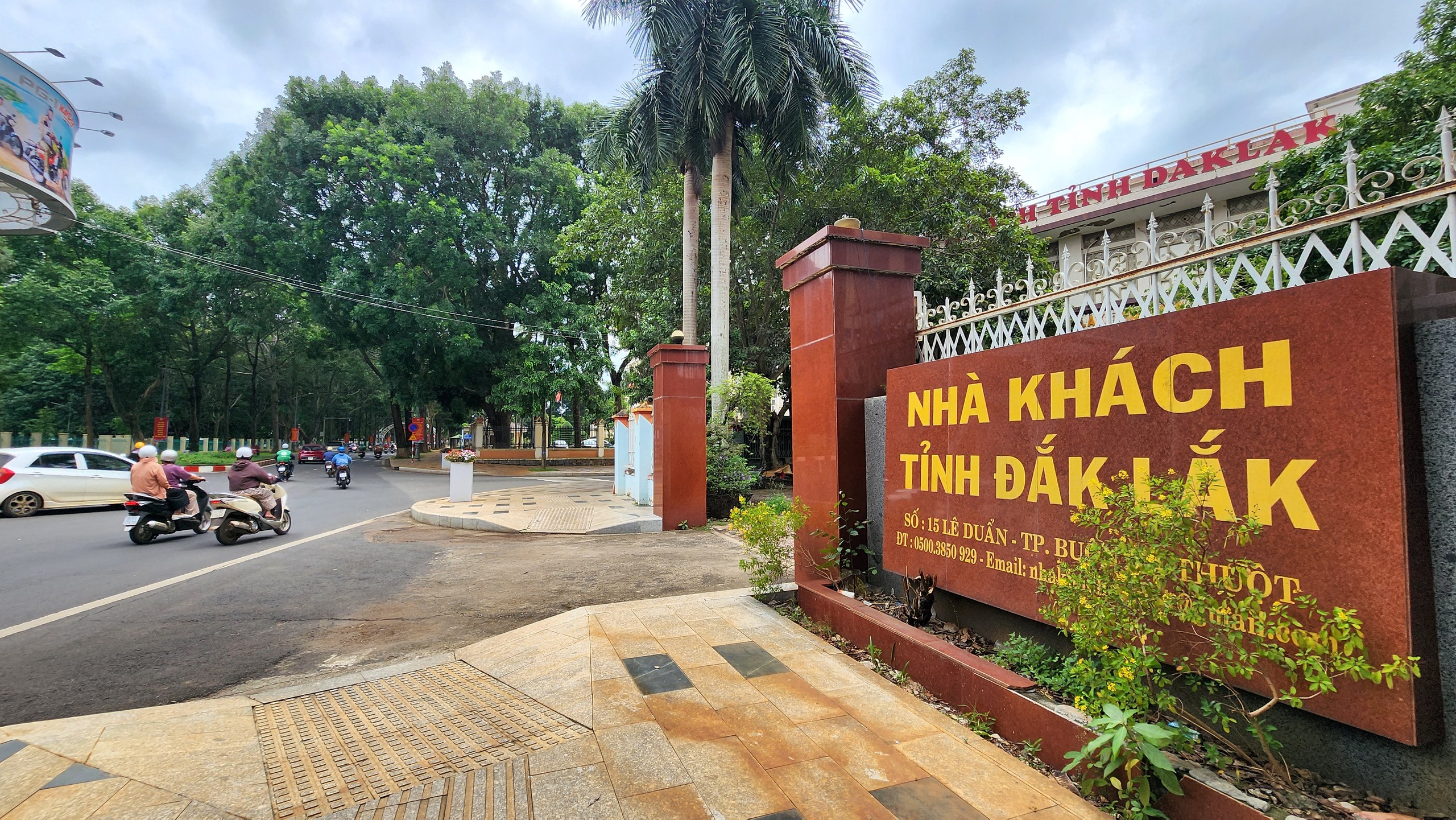 Đắk Lắk: Tất bật cải tạo nhà ở phục vụ gần 1.000 cán bộ làm việc tại trung tâm hành chính - Ảnh 15. Đắk Lắk: Tất bật cải tạo nhà ở phục vụ gần 1.000 cán bộ làm việc tại trung tâm hành chính - Ảnh 15.