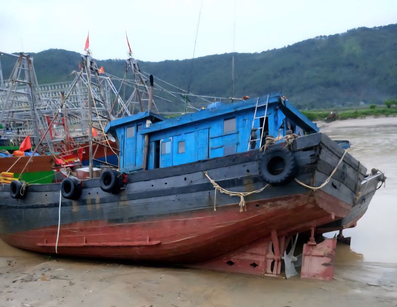 Thanh Hóa: Cảng Hòa Lộc bồi lắng, ngư dân lo tàu thuyền mắc cạn- Ảnh 3.
