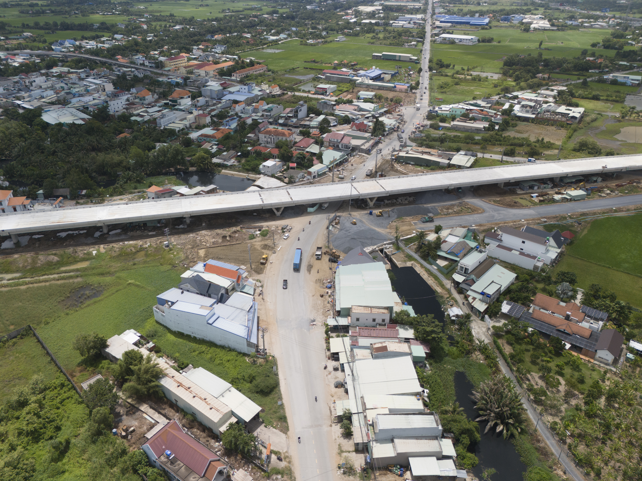 Vành đai 3 TP.HCM qua Tây Ninh tăng tốc về đích- Ảnh 7. Vành đai 3 TP.HCM qua Tây Ninh tăng tốc về đích- Ảnh 7.