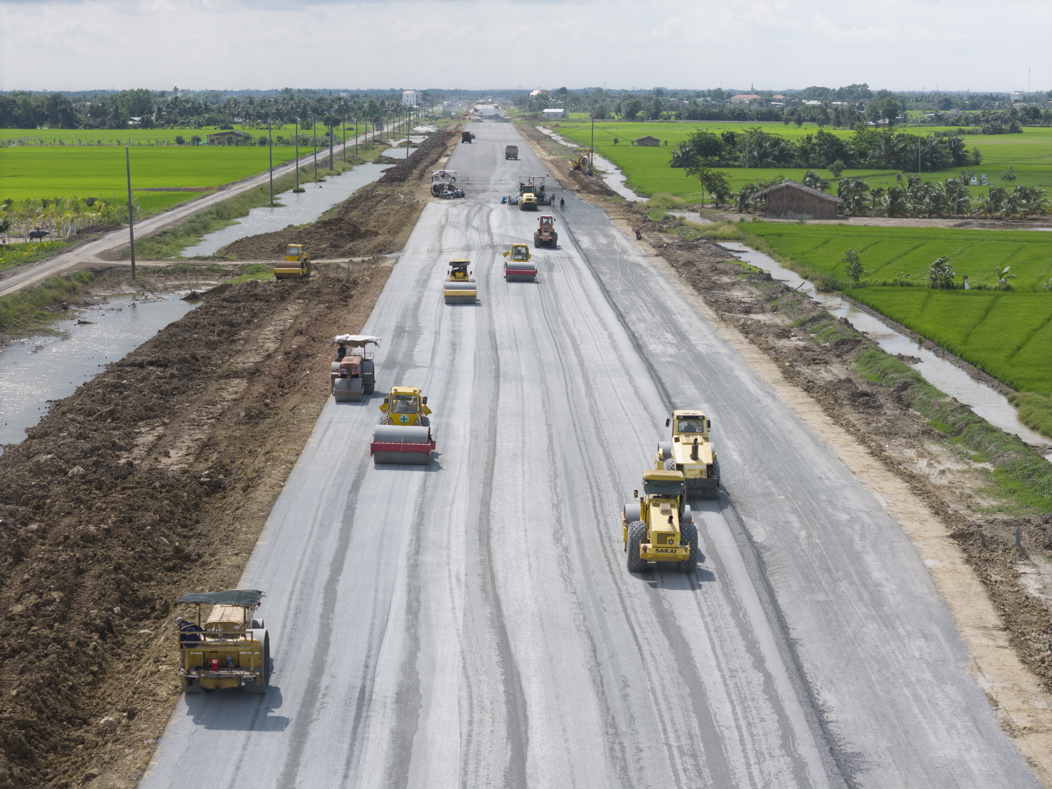 Vành đai 3 TP.HCM qua Tây Ninh tăng tốc về đích- Ảnh 5. Vành đai 3 TP.HCM qua Tây Ninh tăng tốc về đích- Ảnh 5.