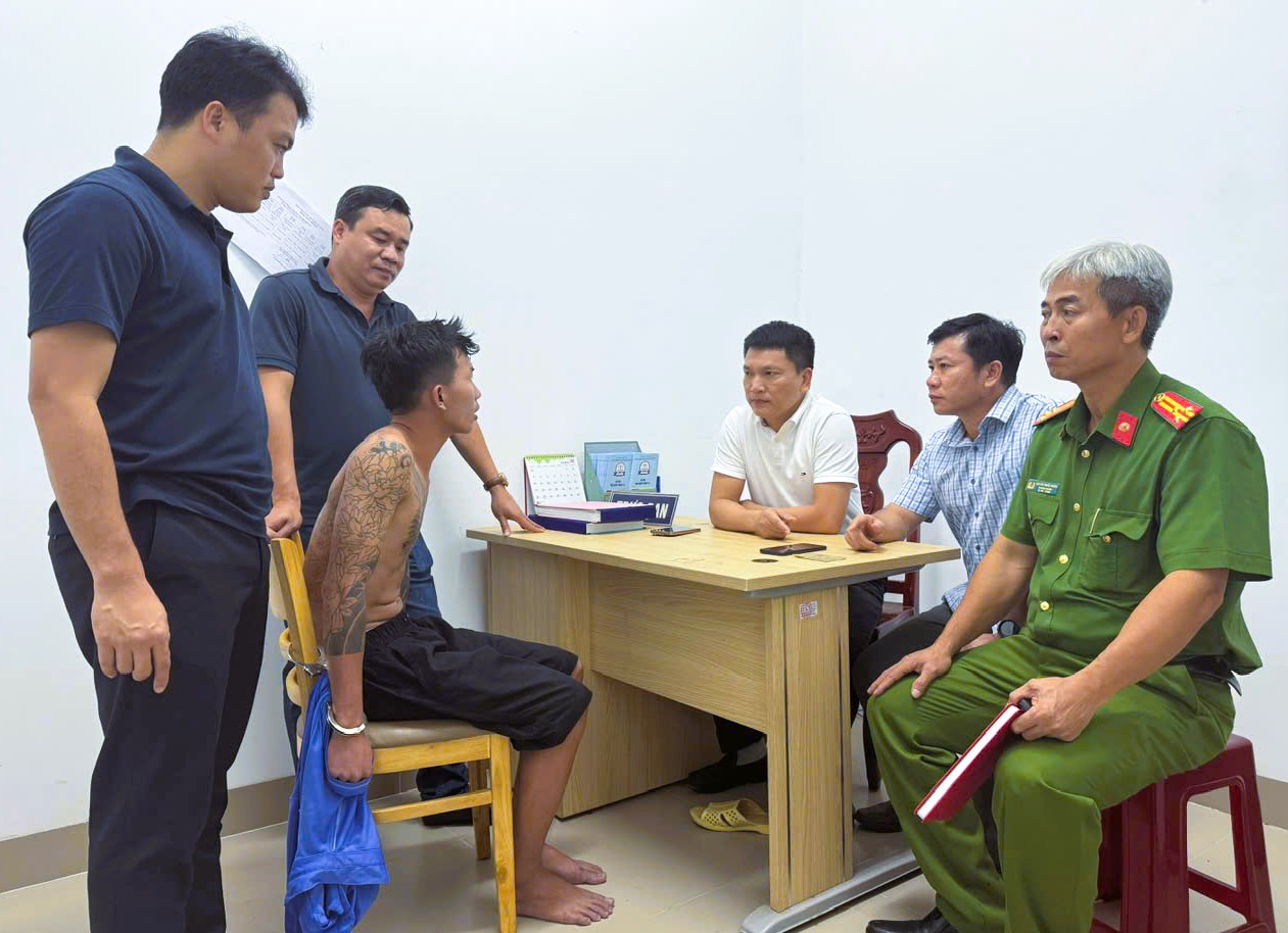 Đồng Nai: Truy bắt nhanh đối tượng giết tài xế xe ôm, cướp tài sản sau 6 giờ gây án- Ảnh 2. Đồng Nai: Truy bắt nhanh đối tượng giết tài xế xe ôm, cướp tài sản sau 6 giờ gây án- Ảnh 2.