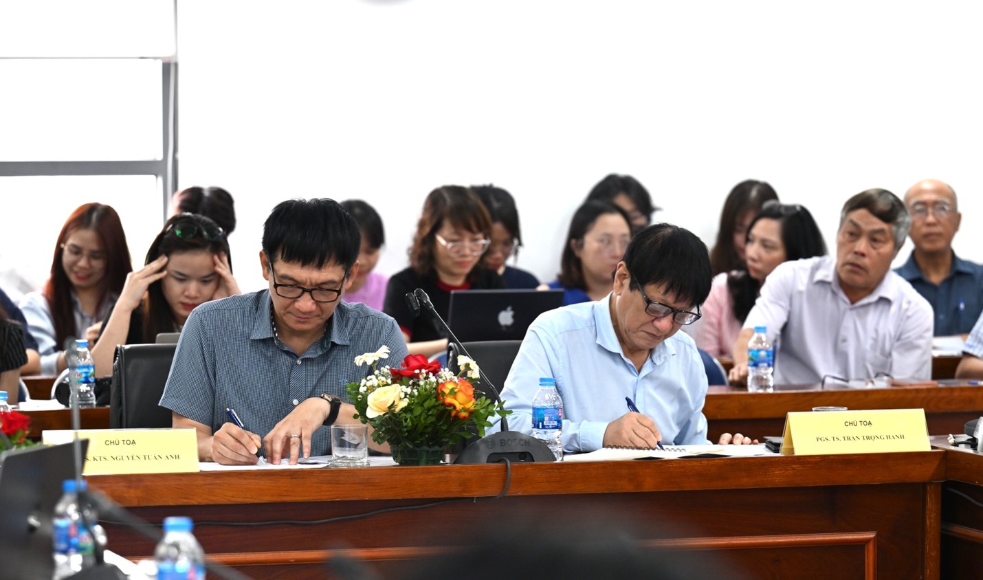 Chuyên gia hiến kế thúc đẩy phát triển khu công nghiệp sinh thái- Ảnh 1. Chuyên gia hiến kế thúc đẩy phát triển khu công nghiệp sinh thái- Ảnh 1.