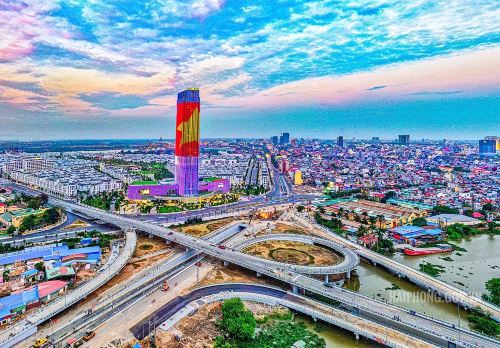Sóng đầu tư đổ về Dương Kinh, hàng nghìn nhà đầu tư săn bất động sản Vinhomes Golden City- Ảnh 1. Sóng đầu tư đổ về Dương Kinh, hàng nghìn nhà đầu tư săn bất động sản Vinhomes Golden City- Ảnh 1.