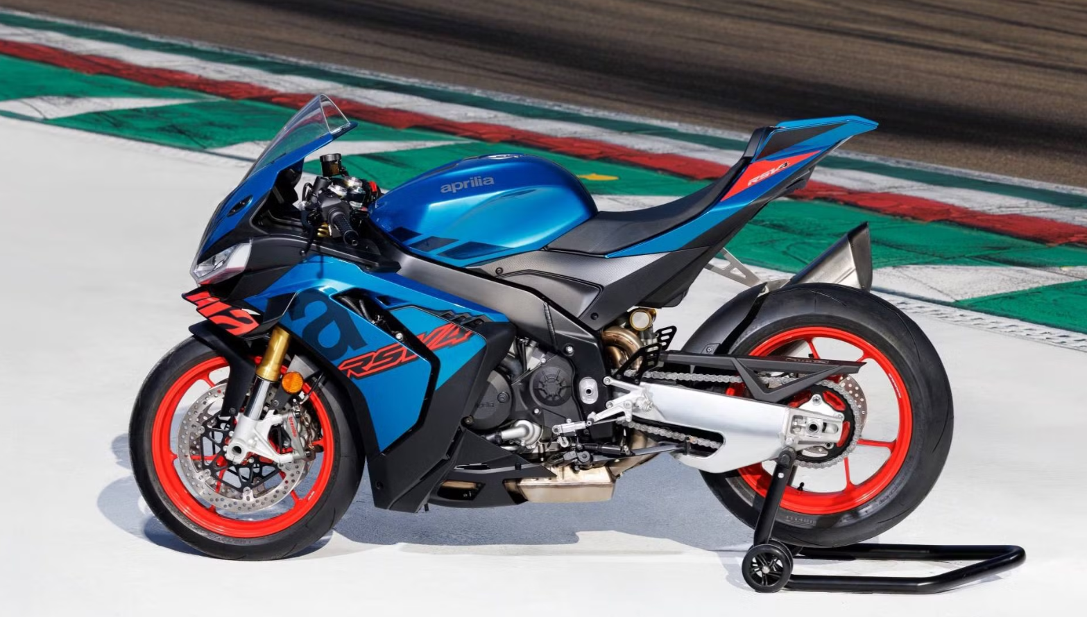 Top 10 mẫu sport bike đáng mua nhất năm 2025- Ảnh 2. Top 10 mẫu sport bike đáng mua nhất năm 2025- Ảnh 2.